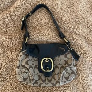 Vintage Coach shoulder bag
